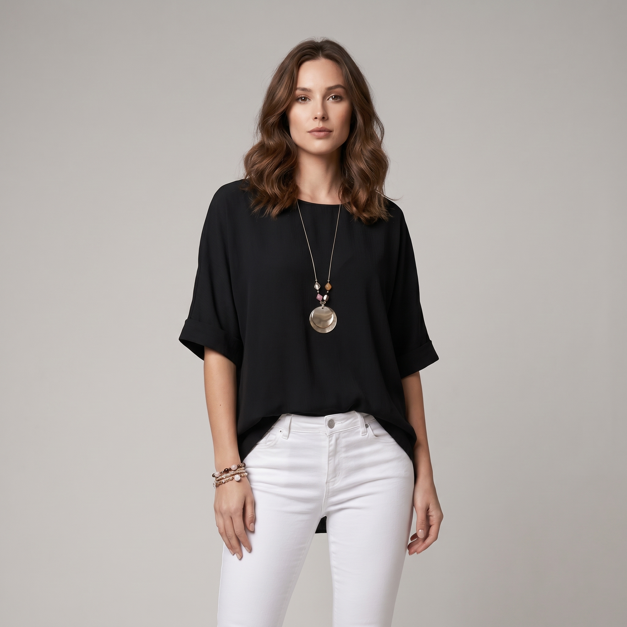 Bluse mit Kette